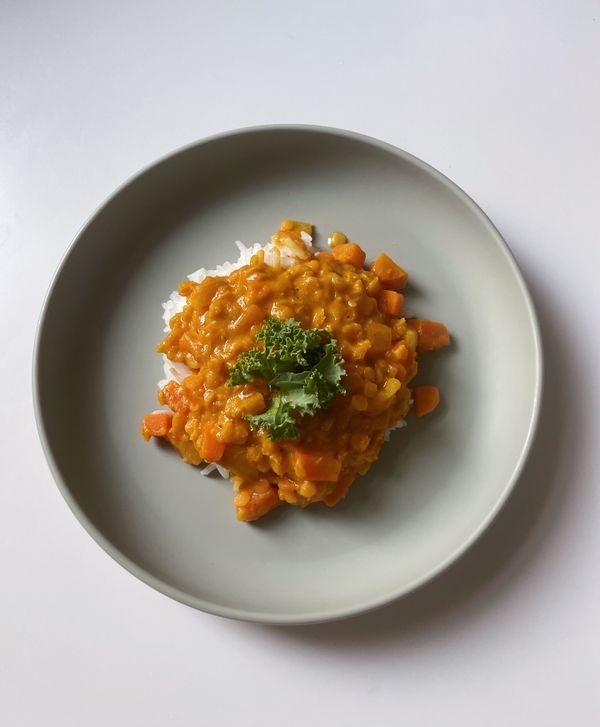 Linsgryta med kokos och sötpotatis