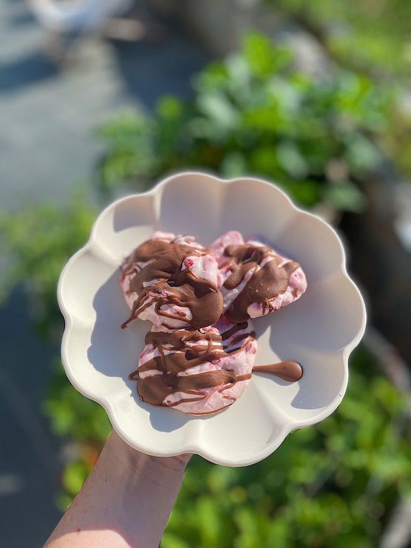 Yoghurttoppar med jordgubb & choklad