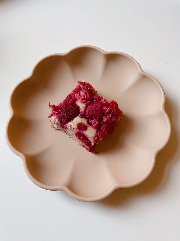 Yoghurtkaka med hallon