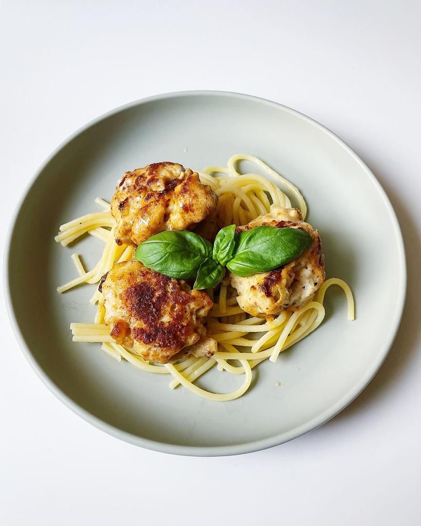 Kyckling- och fetaostbullar