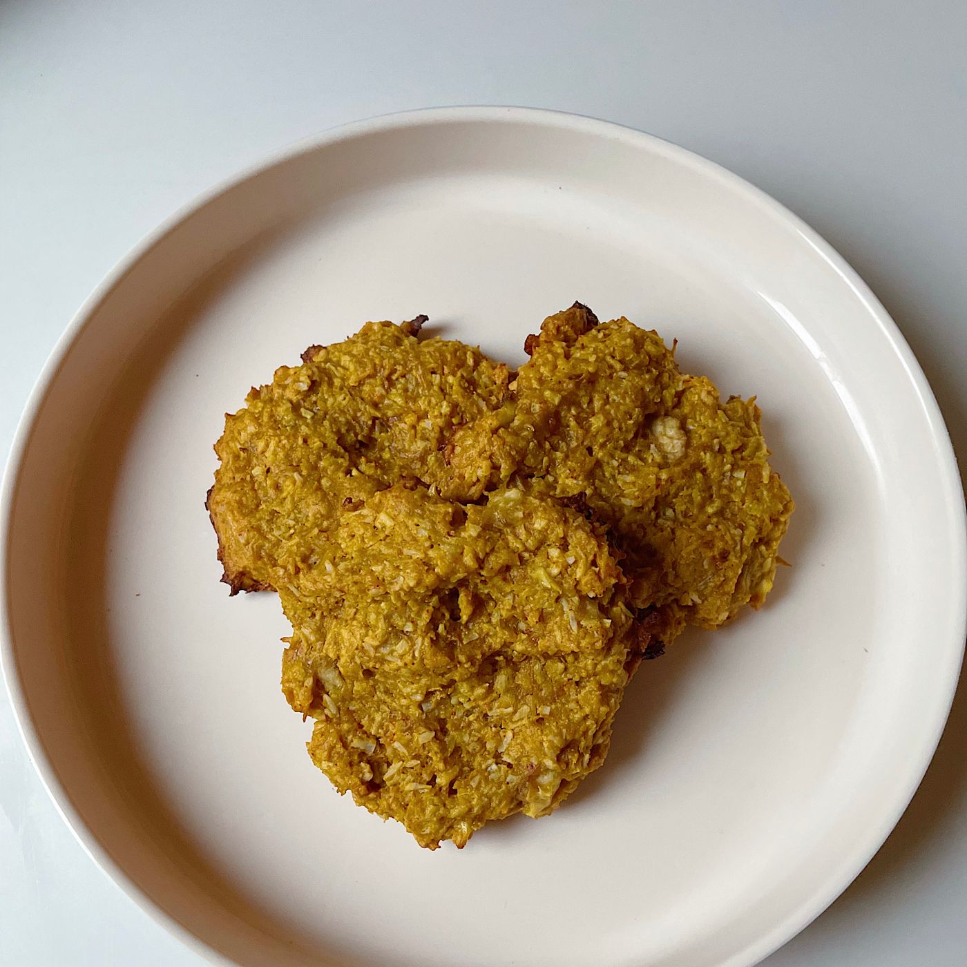 Saffranskakor med kokos och jordnötssmör