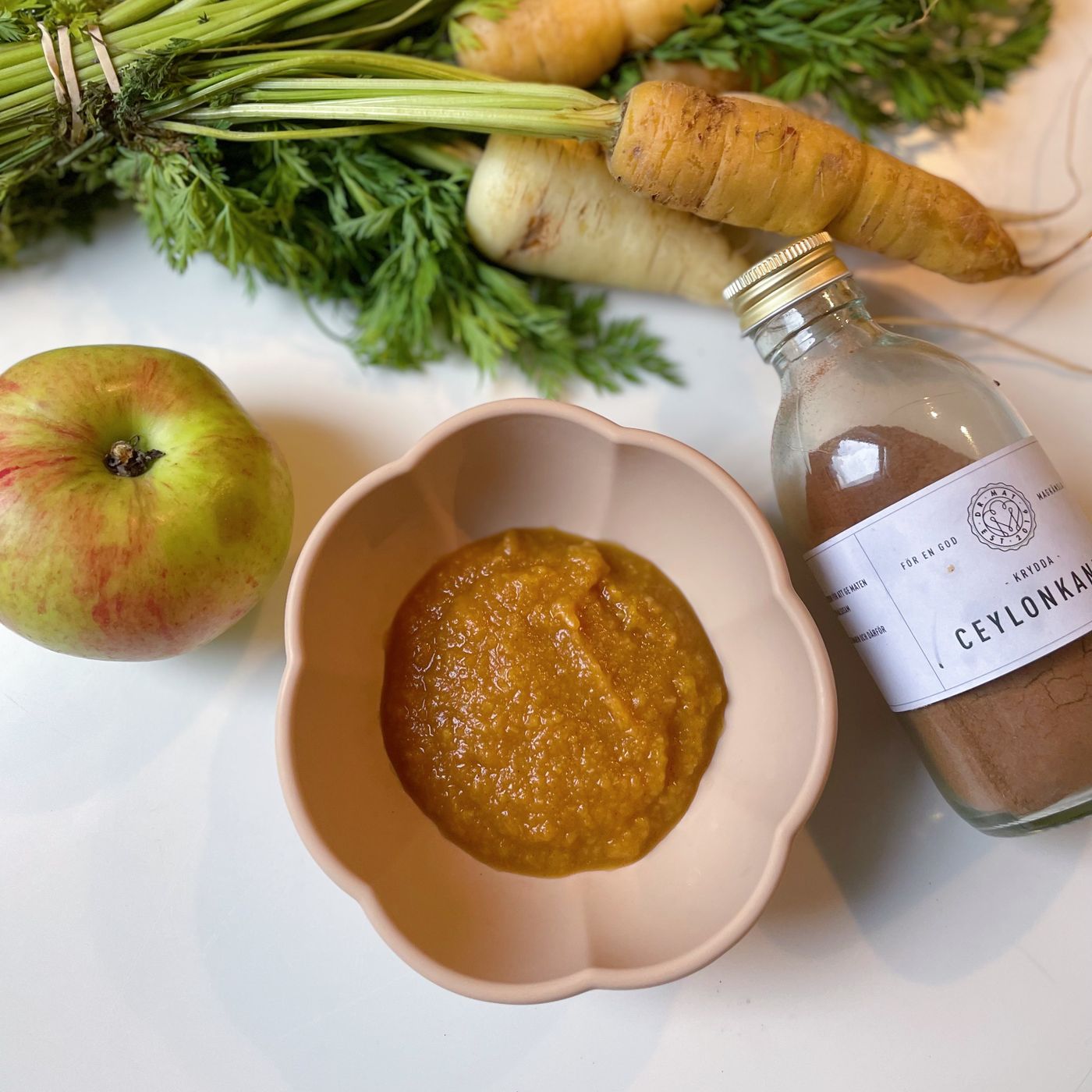 Morot, äpple och kanelpuré