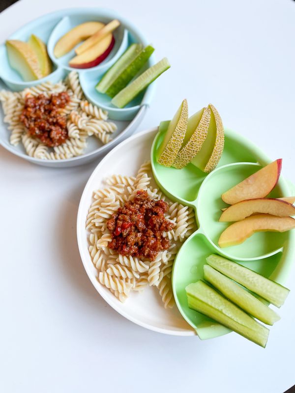 Mustig quornfärssås med linspasta