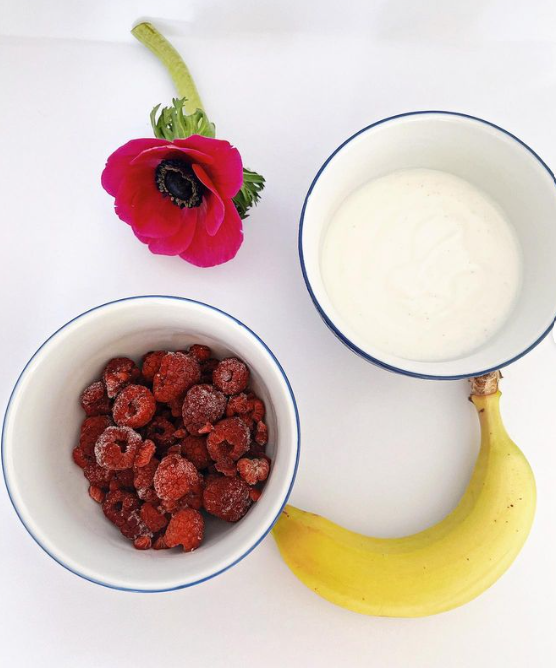 Yoghurtglass med hallon