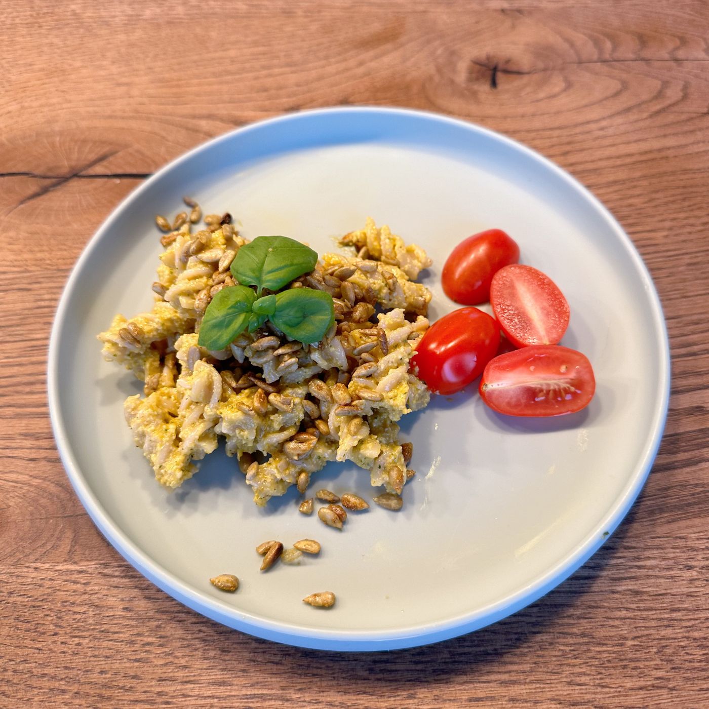 Morotspesto med crunchy solrosfrön