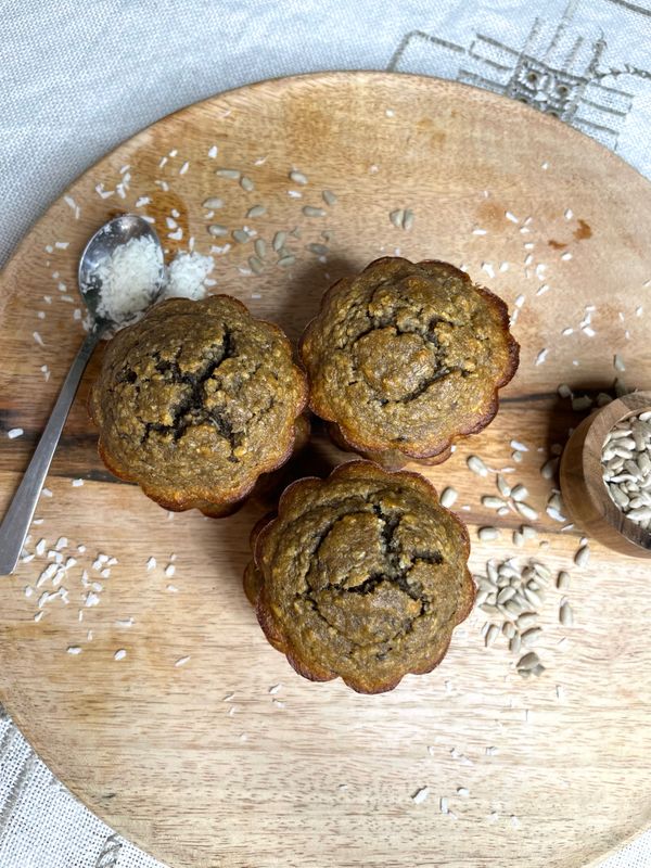 Grötmuffins med kokos och banan