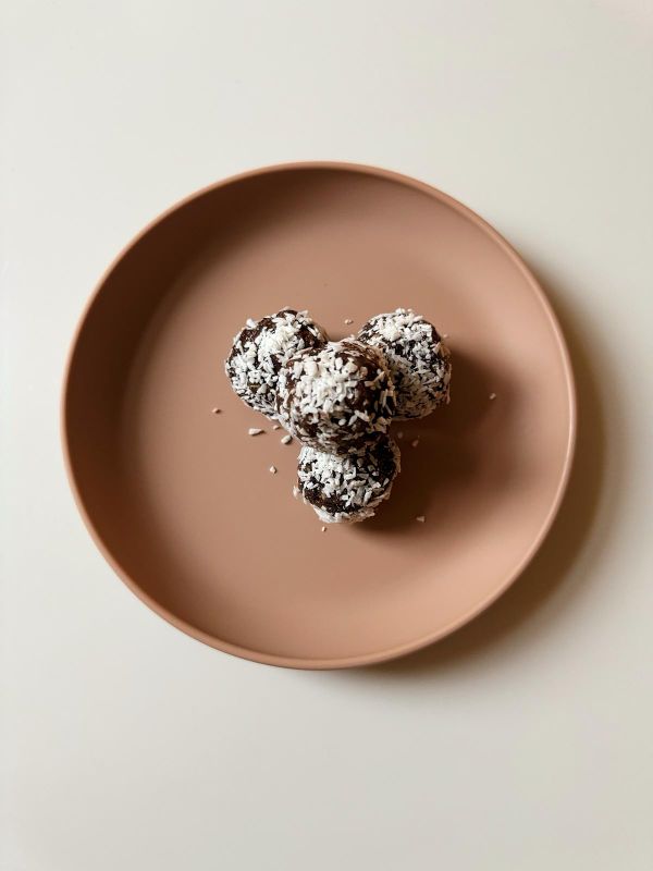 Smöriga chokladbollar med mandel