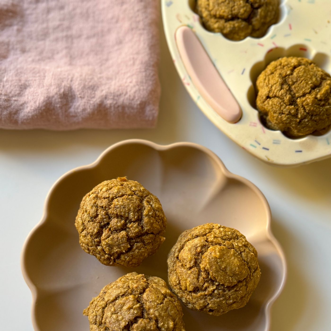 Morot- och havremuffins