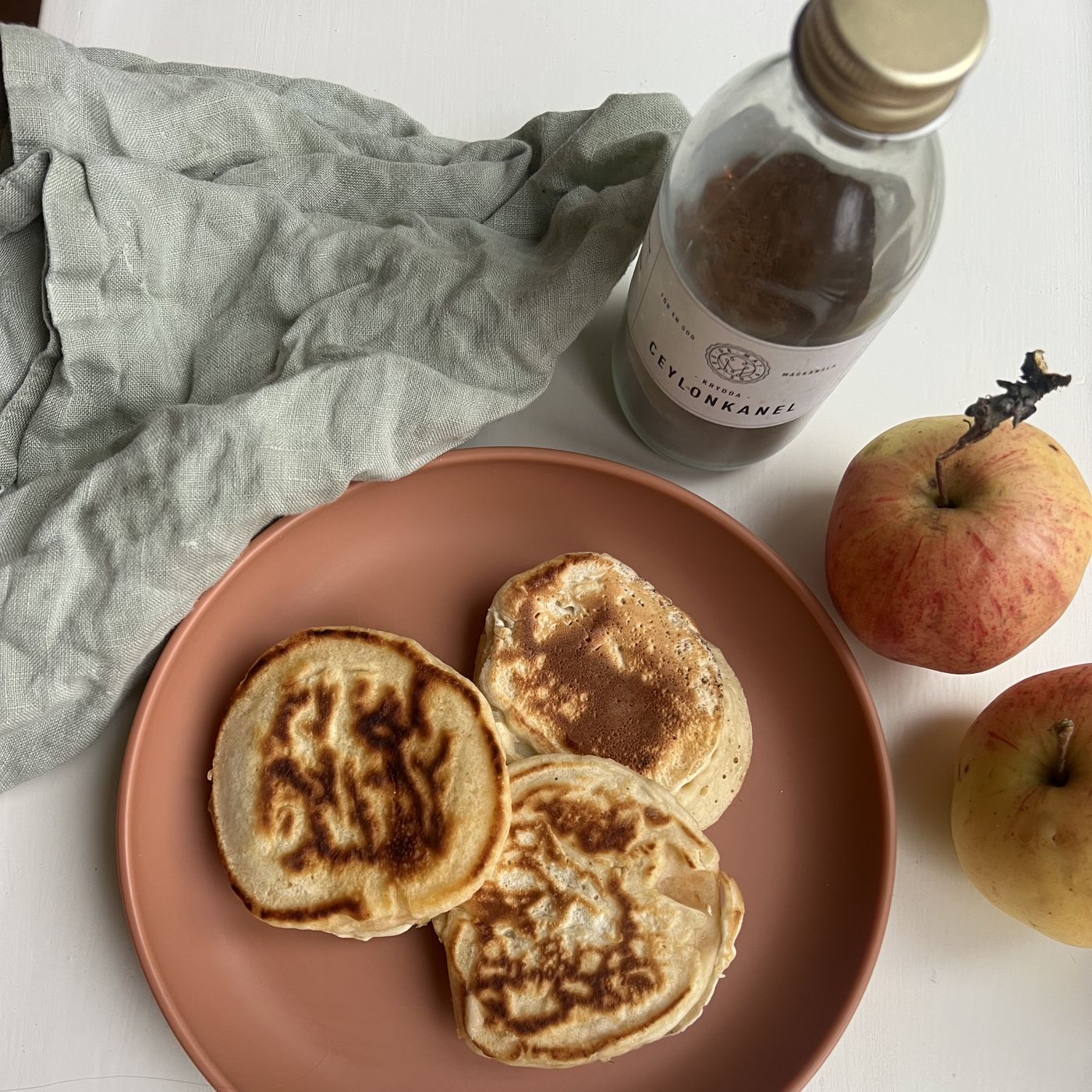 Pannkaksäpplen